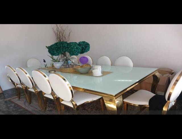 3 BEDROOM TOWNHOUSE FOR SALE IN MONDEOR